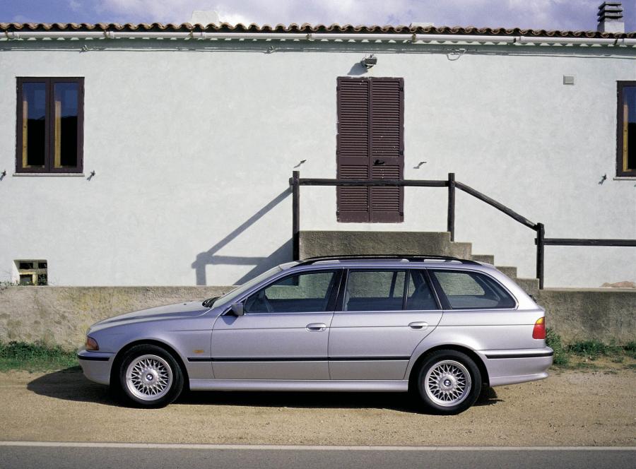  BMW 5-Series Touring 1997 года  (фото 19 из 25)